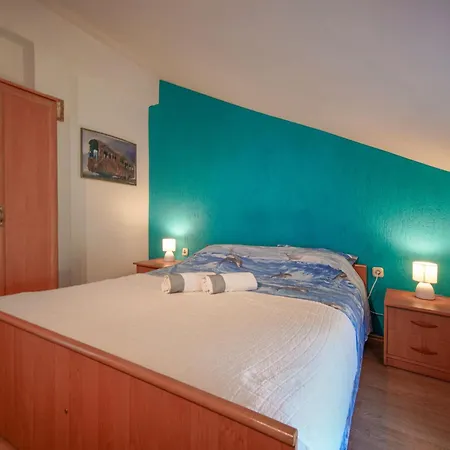 Sea View-2 By Interhome *