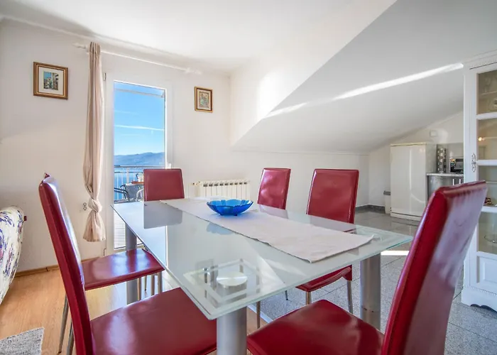 Sea View-2 By Interhome