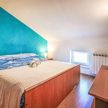 Sea View-2 By Interhome *