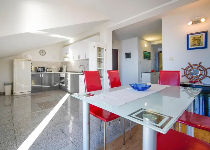 Apartamento Sea View-2 By Interhome