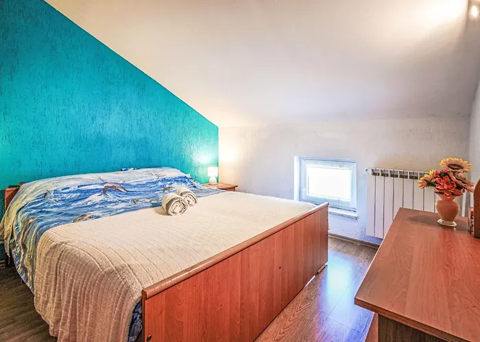 Sea View-2 By Interhome *